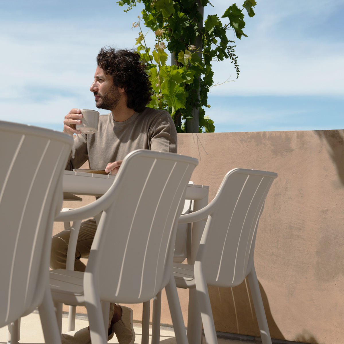 Bộ Bàn Ghế Ngoài Trời