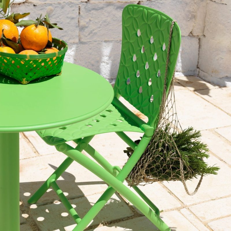 Ghế ngoài trời xếp gọn là gì