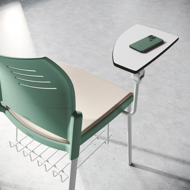 Ghế training có bàn là gì