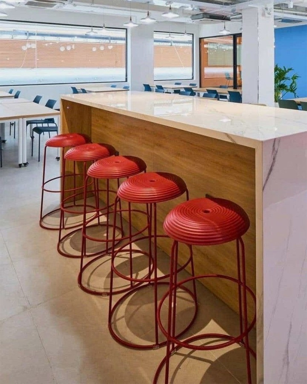 Ghế đảo bếp chân sắt không tựa