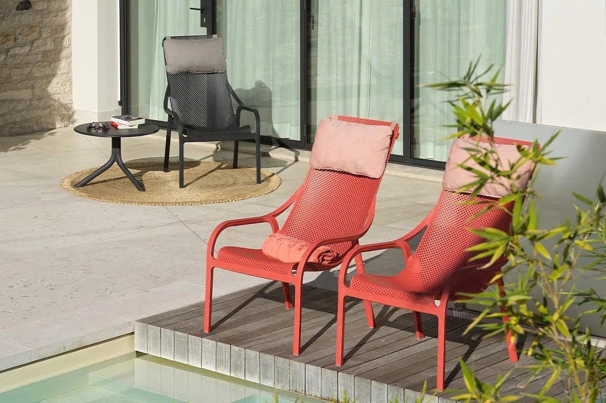 Ghế hồ bơi nhựa đúc cao cấp